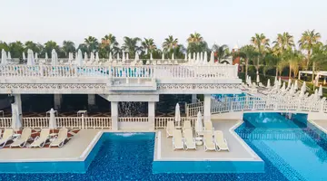 ROYAL TAJ MAHAL