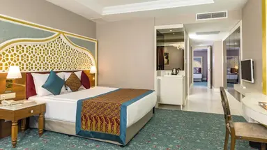 Royal Taj Mahal
