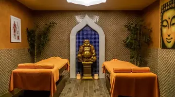 Royal Taj Mahal