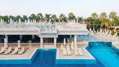 Royal Taj Mahal