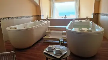 ROYAL TULIP KORBOUS BAY HOTEL THALASSO & SPRINGS