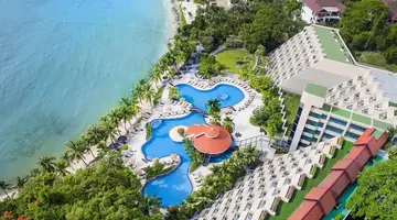 Royal Wing Suites and Spa