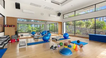 ROYAL WING SUITES & SPA (ex. ROYAL CLIFF WING SUITES & SPA)