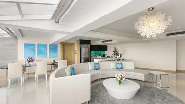 ROYAL WING SUITES & SPA (ex. ROYAL CLIFF WING SUITES & SPA)