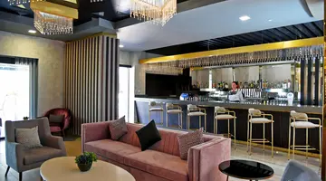 ROYAL WINGS HOTEL
