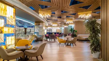 Royal Wings Hotel
