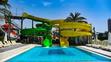 Royal Wings Hotel