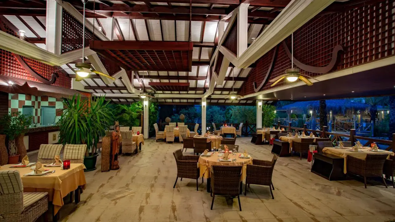 ROYAL WINGS HOTEL