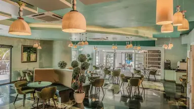 Royal Wings Hotel