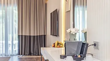 ROYAL WINGS HOTEL
