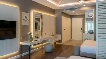 Royal Wings Hotel