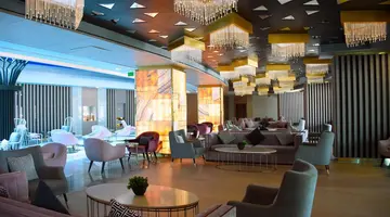 Royal Wings Hotel