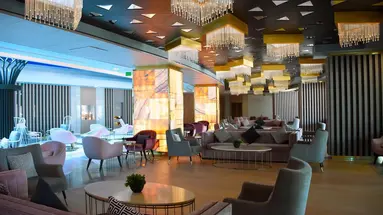 Royal Wings Hotel