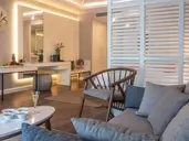 Royal Wings Hotel