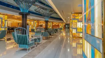 Royal Wings Hotel