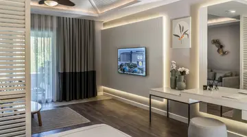 ROYAL WINGS HOTEL