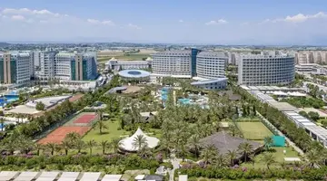 Royal Wings Hotel