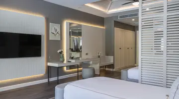 ROYAL WINGS HOTEL