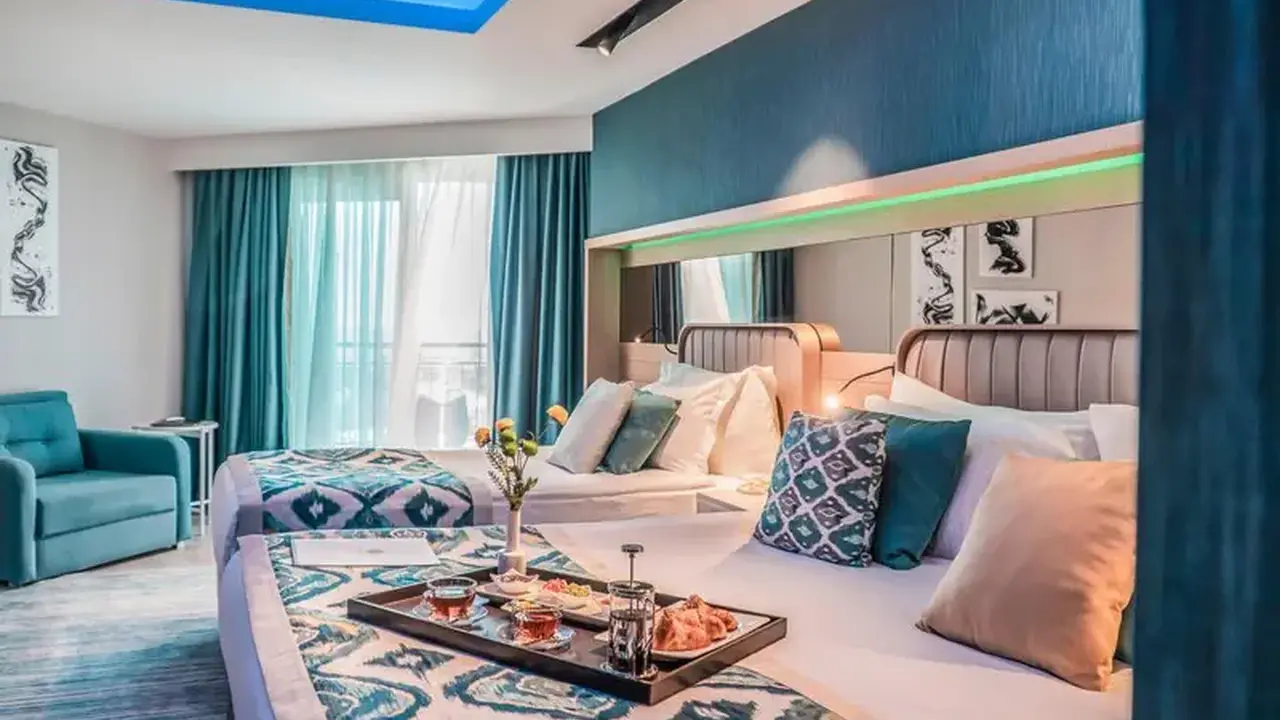 Royal Wings Hotel