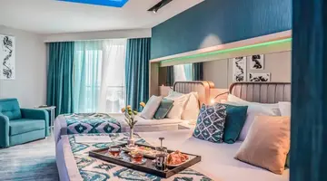 Royal Wings Hotel