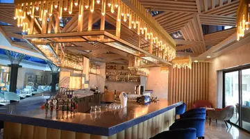 ROYAL WINGS HOTEL