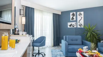 ROYAL WINGS HOTEL