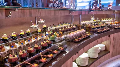 Royal Wings