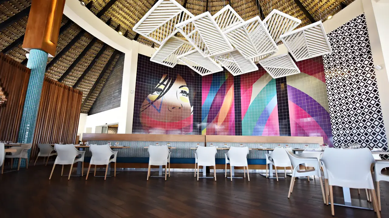 ROYALTON CHIC PUNTA CANA, AN AUTOGRAPH COLLECTION ALL-INCLUSIVE RESORT & CASINO - ADULTS ONLY