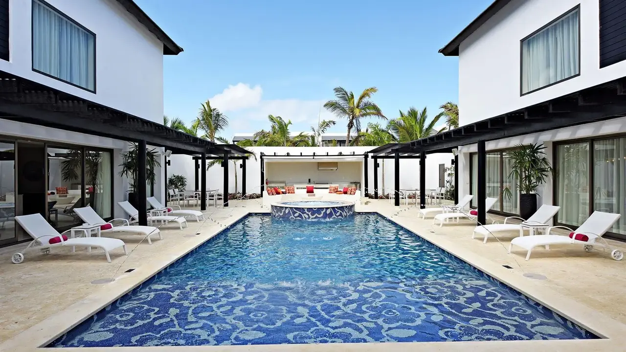 ROYALTON CHIC PUNTA CANA, AN AUTOGRAPH COLLECTION ALL-INCLUSIVE RESORT & CASINO - ADULTS ONLY