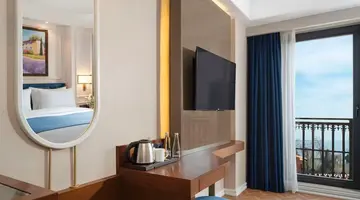 ROYAN HAGIA SOPHIA RADISSON INDIVIDUALS