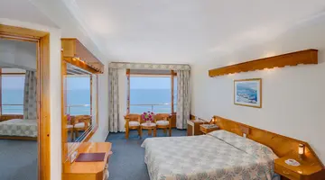 RUBI HOTEL