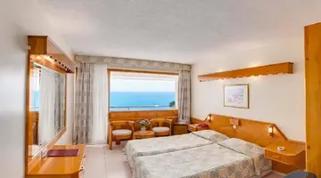RUBI HOTEL