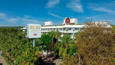 Rubi Hotel