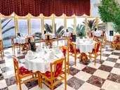 Rubi Hotel