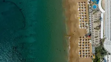 Rubi Hotel
