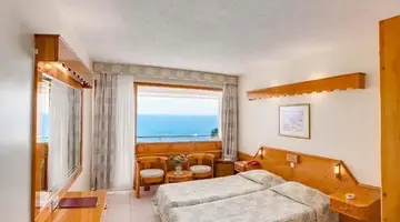Rubi Hotel