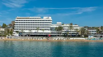 Rubi Hotel