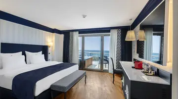 RUBI PLATINUM SIGN HOTEL