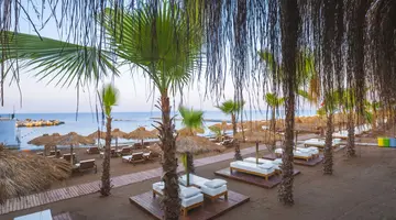 RUBI PLATINUM SIGN HOTEL