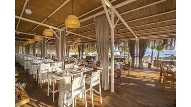 RUBI PLATINUM SIGN HOTEL