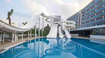 RUBI PLATINUM SIGN HOTEL