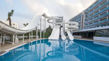 RUBI PLATINUM SIGN HOTEL