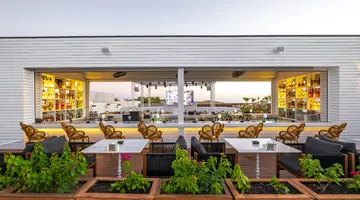 RUBI PLATINUM SIGN HOTEL