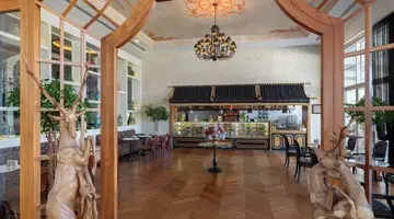 Rubi Platinum Spa Resort And Suite