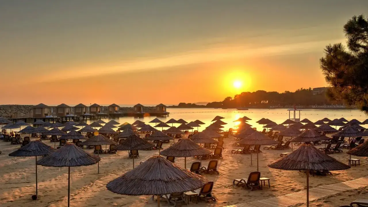 Rubi Platinum Spa Resort And Suite