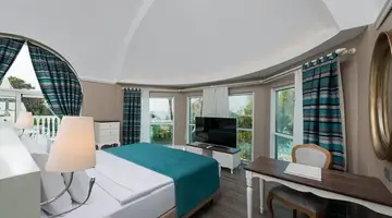 Rubi Platinum Spa Resort And Suite