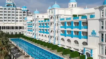 Rubi Platinum Spa Resort And Suite