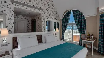 Rubi Platinum Spa Resort And Suite