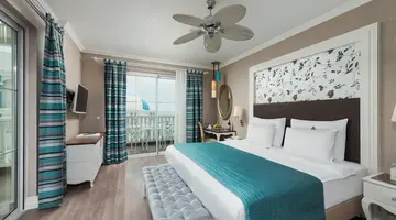 Rubi Platinum Spa Resort And Suite