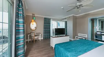 Rubi Platinum Spa Resort And Suite